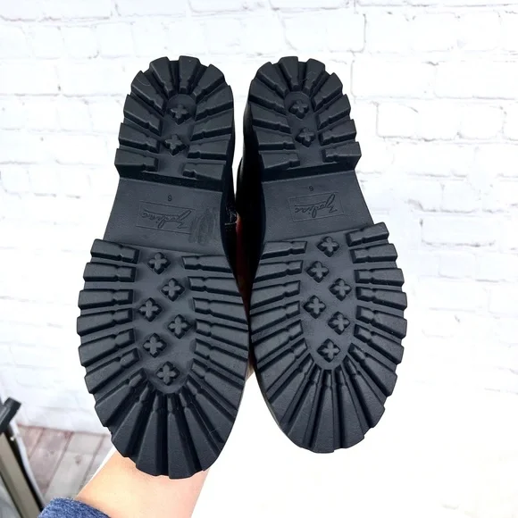 ⏳••NIB🤩 |•ZODIAC•| 'Solana' Rubber Tread Knee High Faux Leather Boots•• - Picture 9 of 15